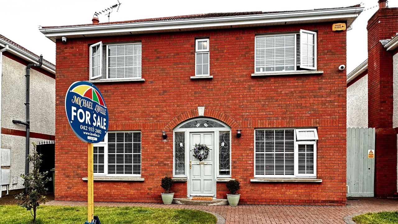 DOUBLE FRONTED 4 BED DETACHED WHATS NOT TO LOVE! 38 Belfry