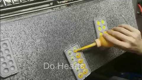 automatic soft PVC keychain making machine, pvc machine for make two side keychain