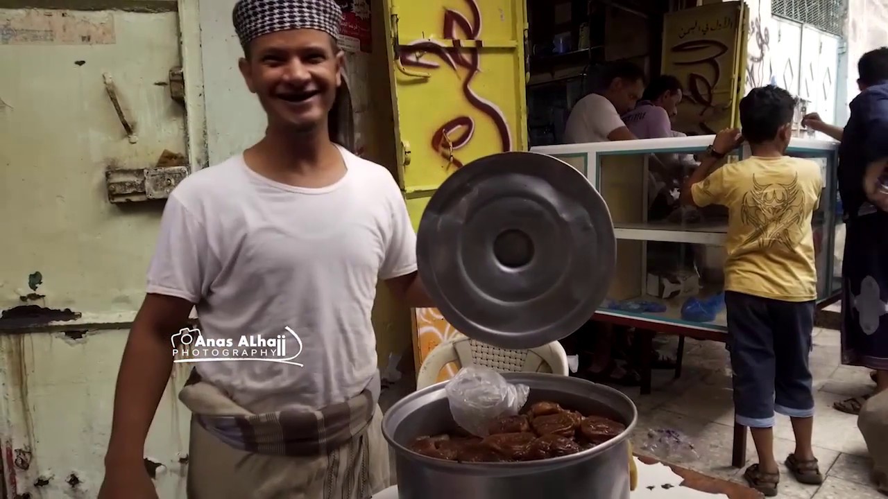 لفه في أسواق مدينة تعز في نهار رمضان HD 2018 😊