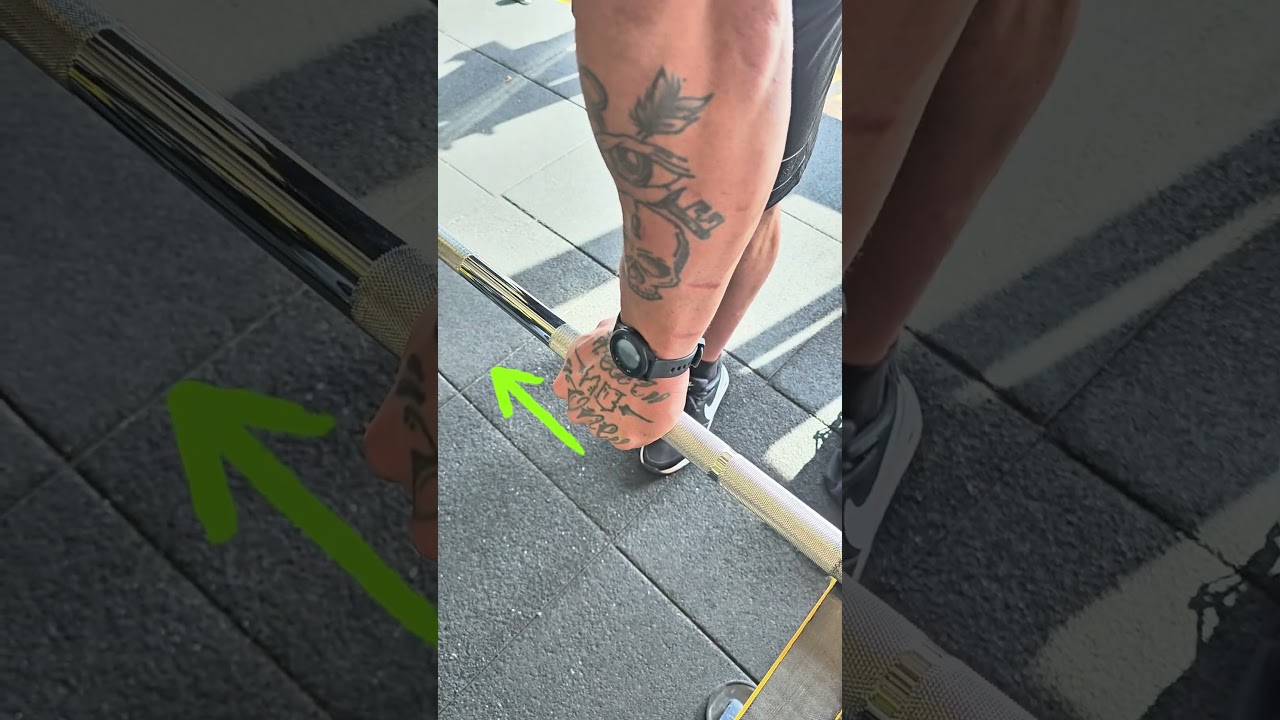 Rematore con bilanciere presa prona.