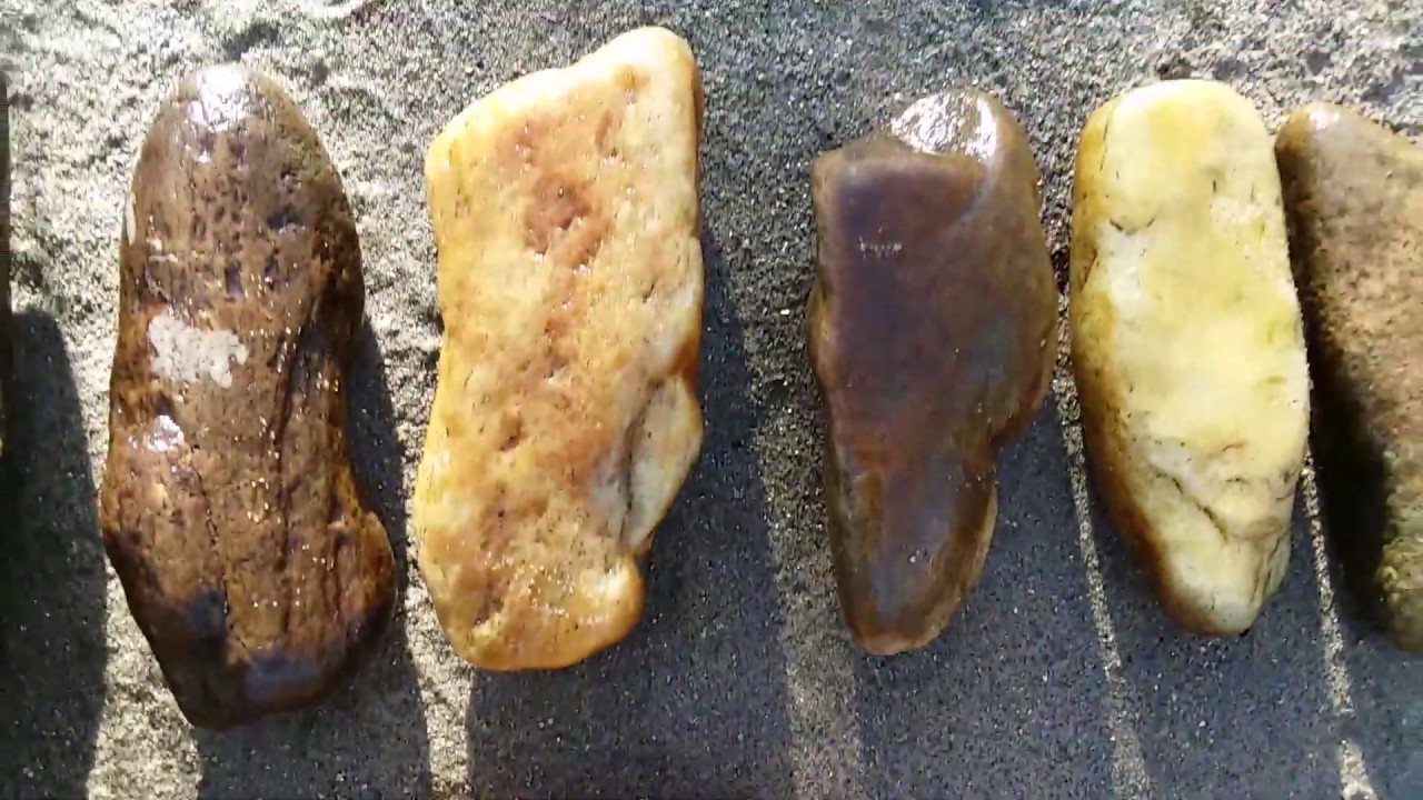 Ancient Native American Stone Tools ~ LOTS OF PECKING STONES! - YouTube