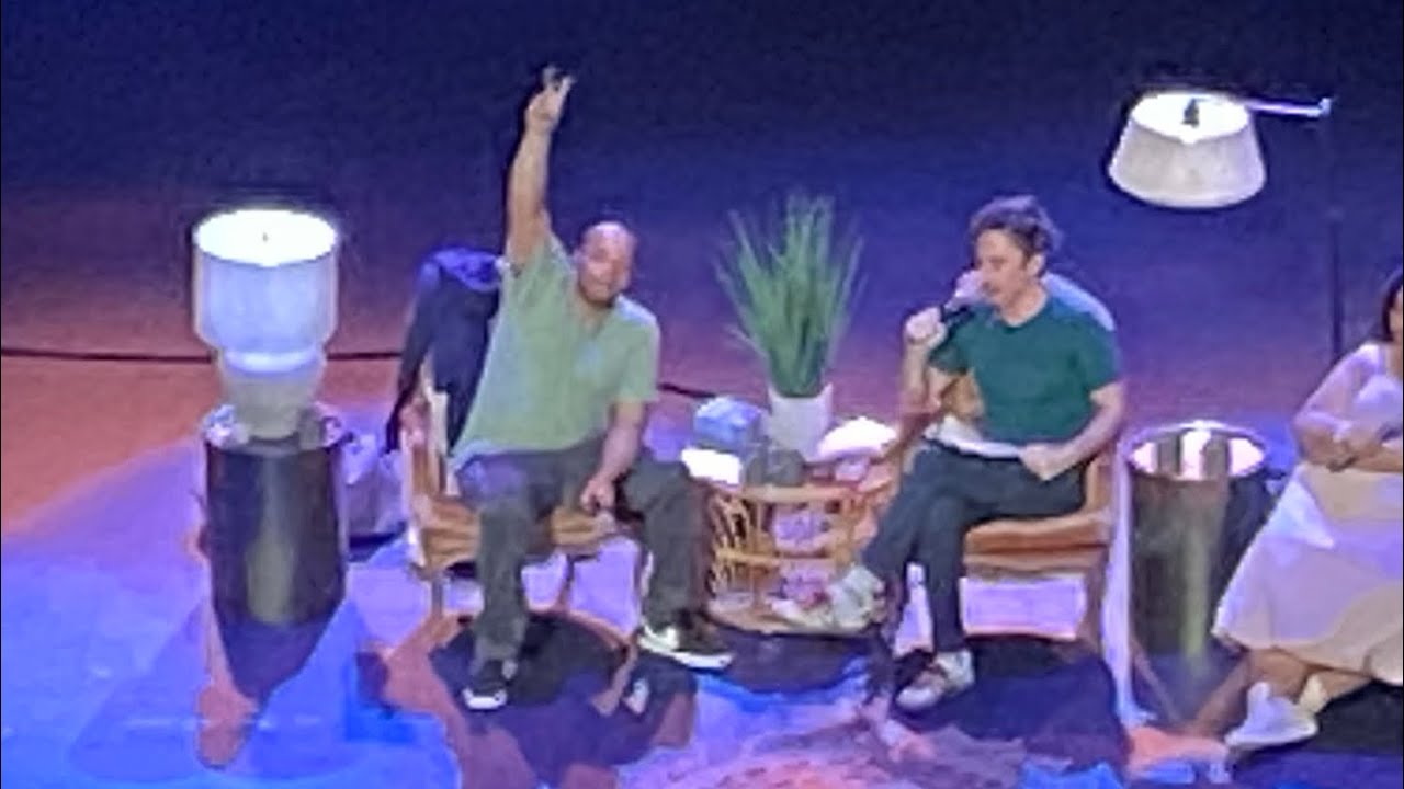 Zach Braff and Donald Faison - Guy Love