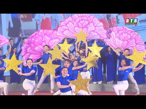 Video Chương trình văn nghệ chào mừng Đại hội đại biểu Đoàn... - youtube