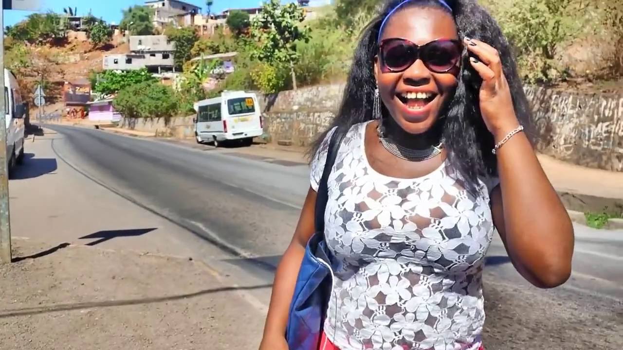 OUNO DOZE ATSO REMOI N'TSOMA (Clip Officiel)