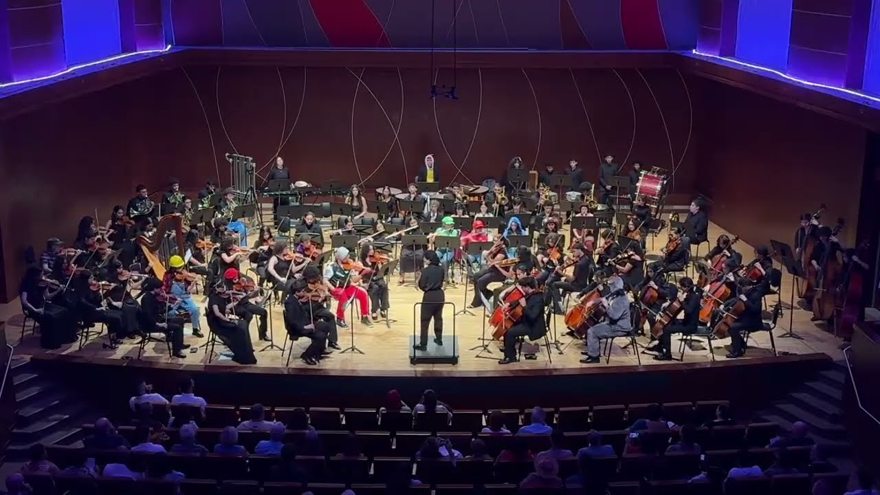 Pomp and Circumstance March 1 Op. 39-Edward Elgar (1857–1934)