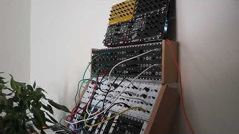 Reflection (VCV Rack ~ Modnetic VST ~ Midilar ~ Arturia Microfreak ~ Korg Volca Sample)