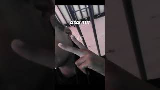 UM helo do y all see this why is it so pefict