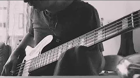 JCRAFT BASS w/Gibtronics preamp DEMO  by: MIKE BAYAS