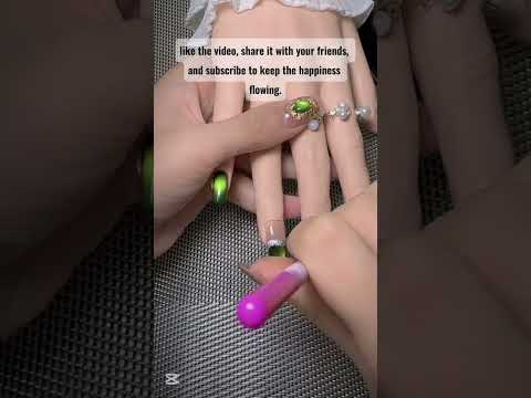 キュートで簡単なネイルアートデザイン | Tipioria Shorts | ネイルアートのアイデア、シンプルなデザイン #nailart #nailartideas