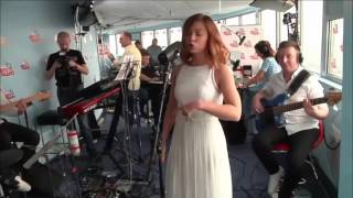 Юлия Савичева на Авторадио (эфир 22.09.2015 г.) screenshot 4