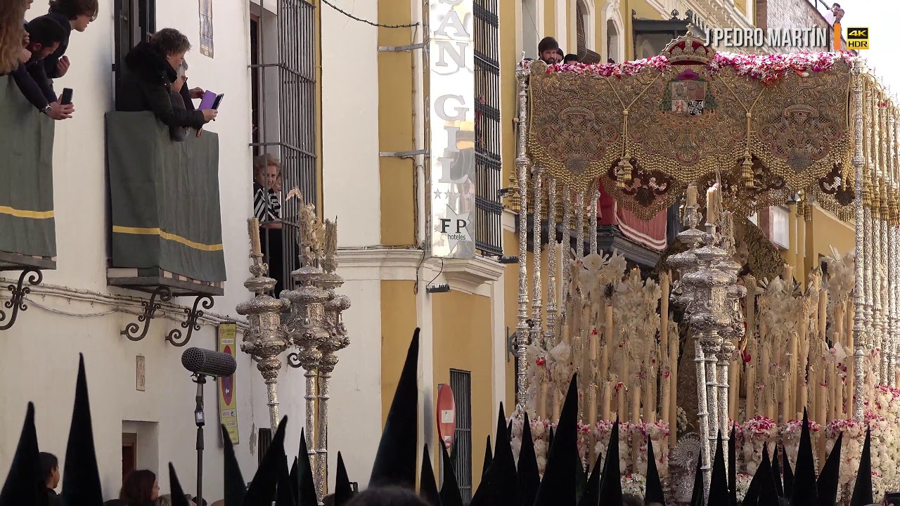 ESPERANZA MACARENA EN CALLE PARRAS [4K] | Sevilla