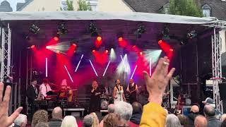 No ordinary love - The Soul of Sade - tribute to Sade Adu and her Band 