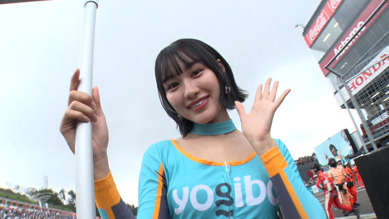 【SUPER GT Rd.6 SUGO】レースクイーン勢揃い  笑顔満載！レース前グリッド