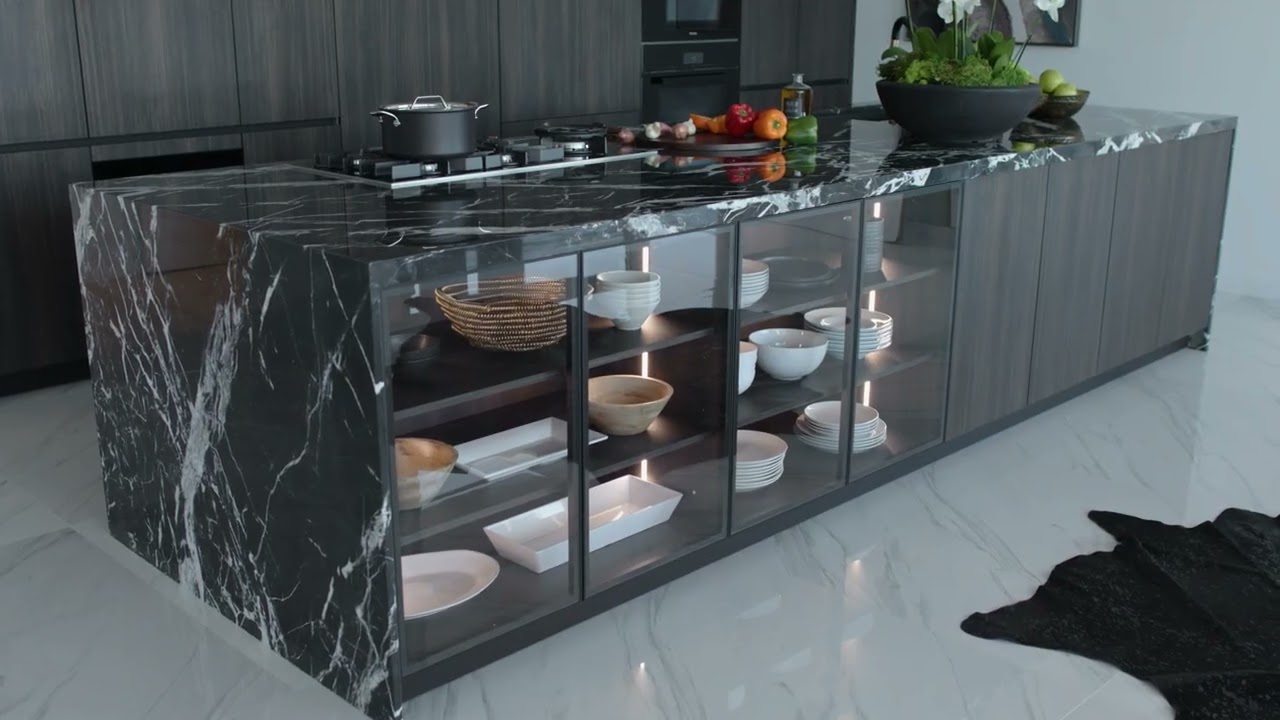 eggersmann Dallas High-Rise Kitchen Remodel