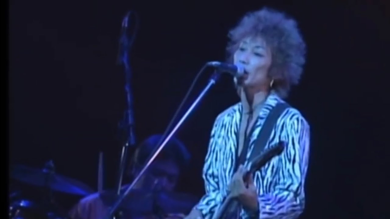 The Street Sliders】Catch a Fire / カメレオン - YouTube