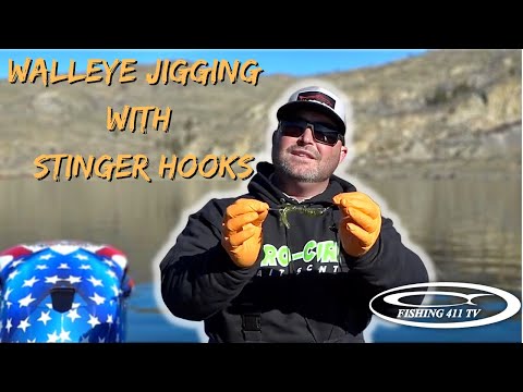 Walleye Jigging With Stinger Hooks 