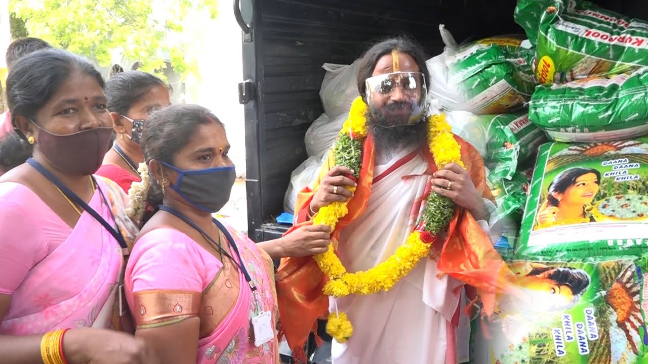 Devi Shree Guruji Distributing Groceries | Omkaram Guruji | TheNewsQube.com