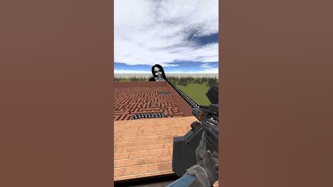 Destroying Kuchisake Onna Chasing in The Maze #shorts