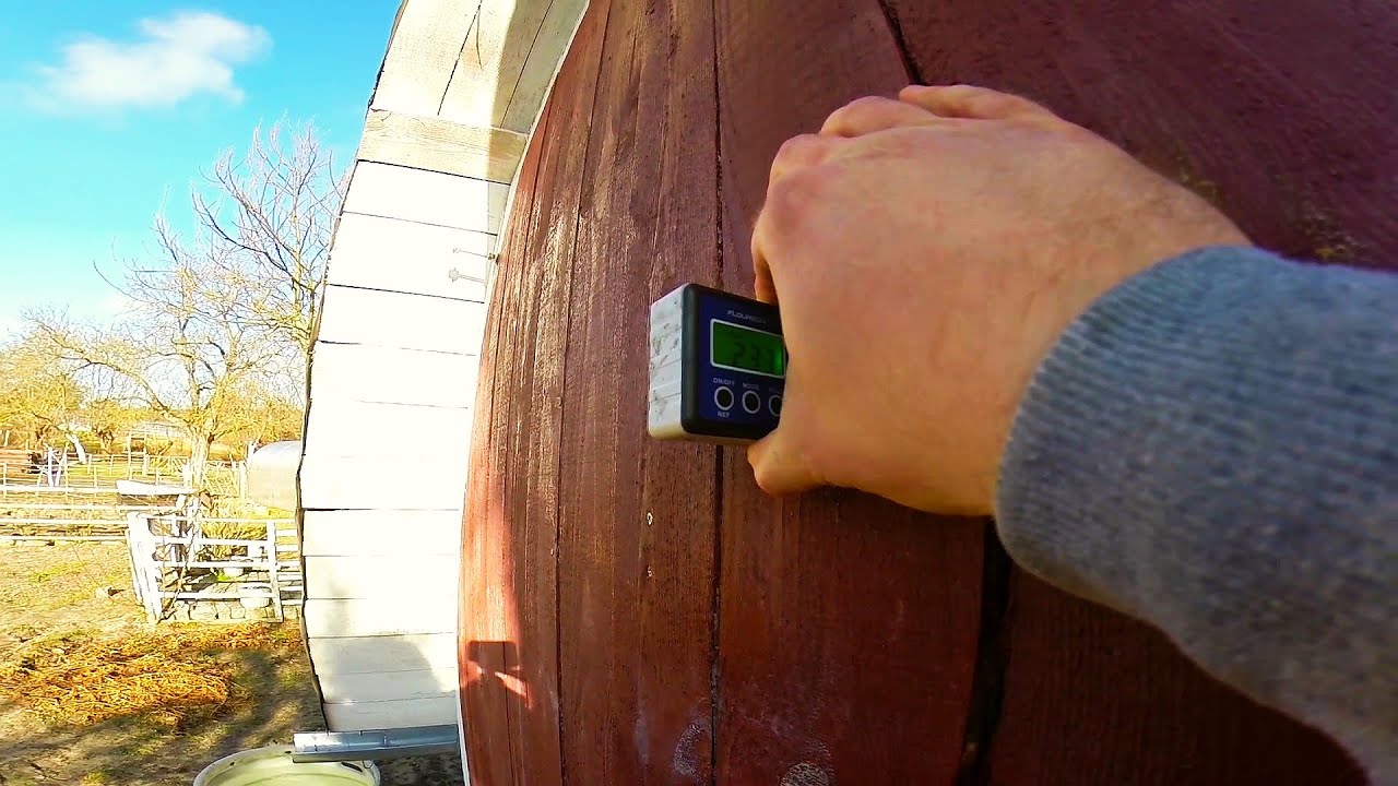 Dzień z życia rolnika S05E02 - zimowe nieszczęścia, połamane ogrodzenie, przechylona stodoła