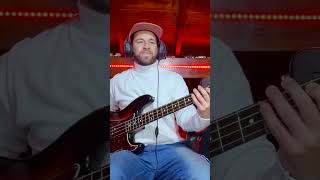 Mac Miller / Thundercat - What's the use. Bass lick