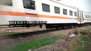 CC 2018318 PWT Kereta Dharmawangsa ka 165