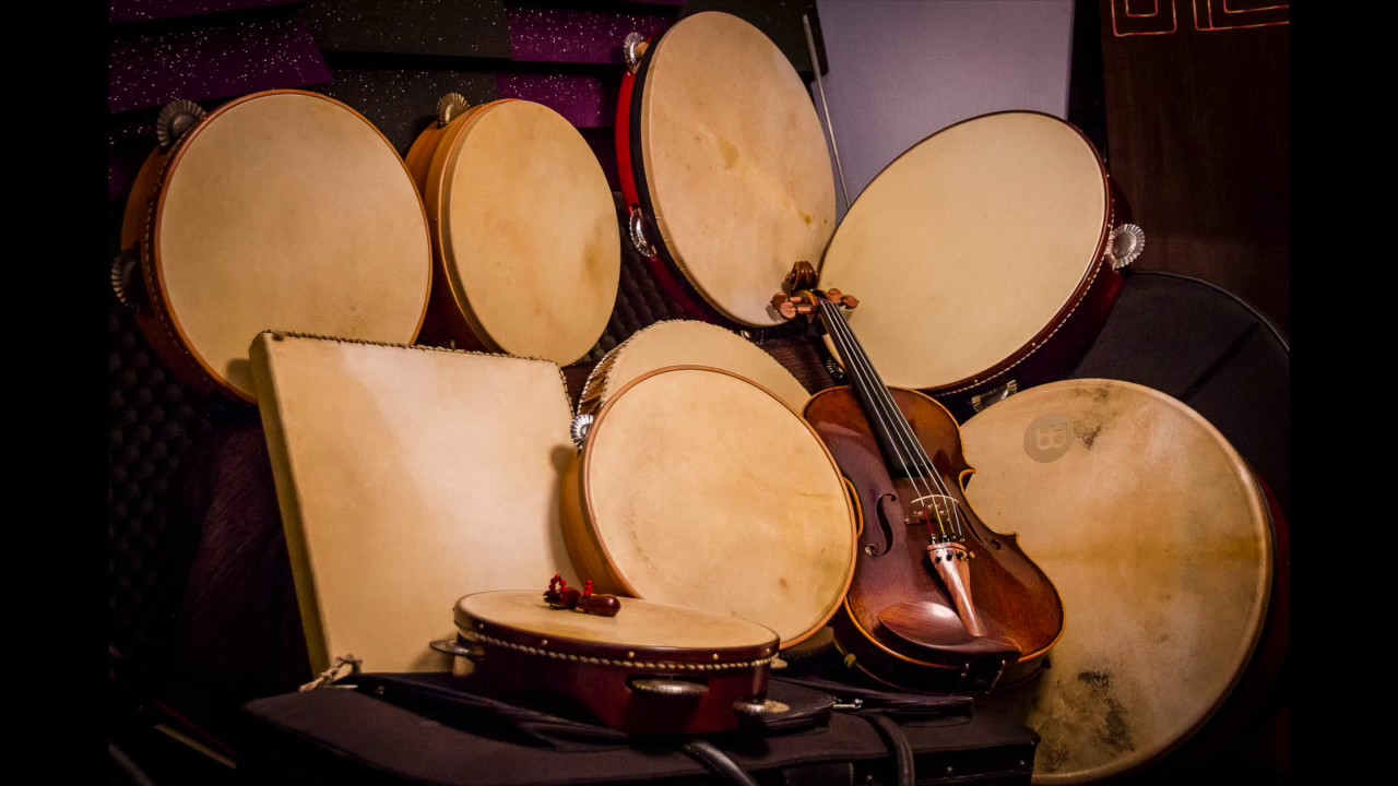 AQUI MOZAS (rumba galega grabación en directo)Arranxos :Dolores Sabugueiro