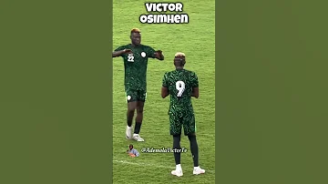Victor OSIMHEN This Is Beautiful Listen To About 30 000 People Saying His Name Out Loud 
