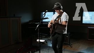 Vignette de la vidéo "Corey Kilgannon - Rosanna | Audiotree Live"