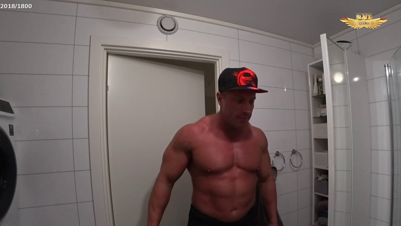 Knut Hits His Midlife Crisis - YouTube