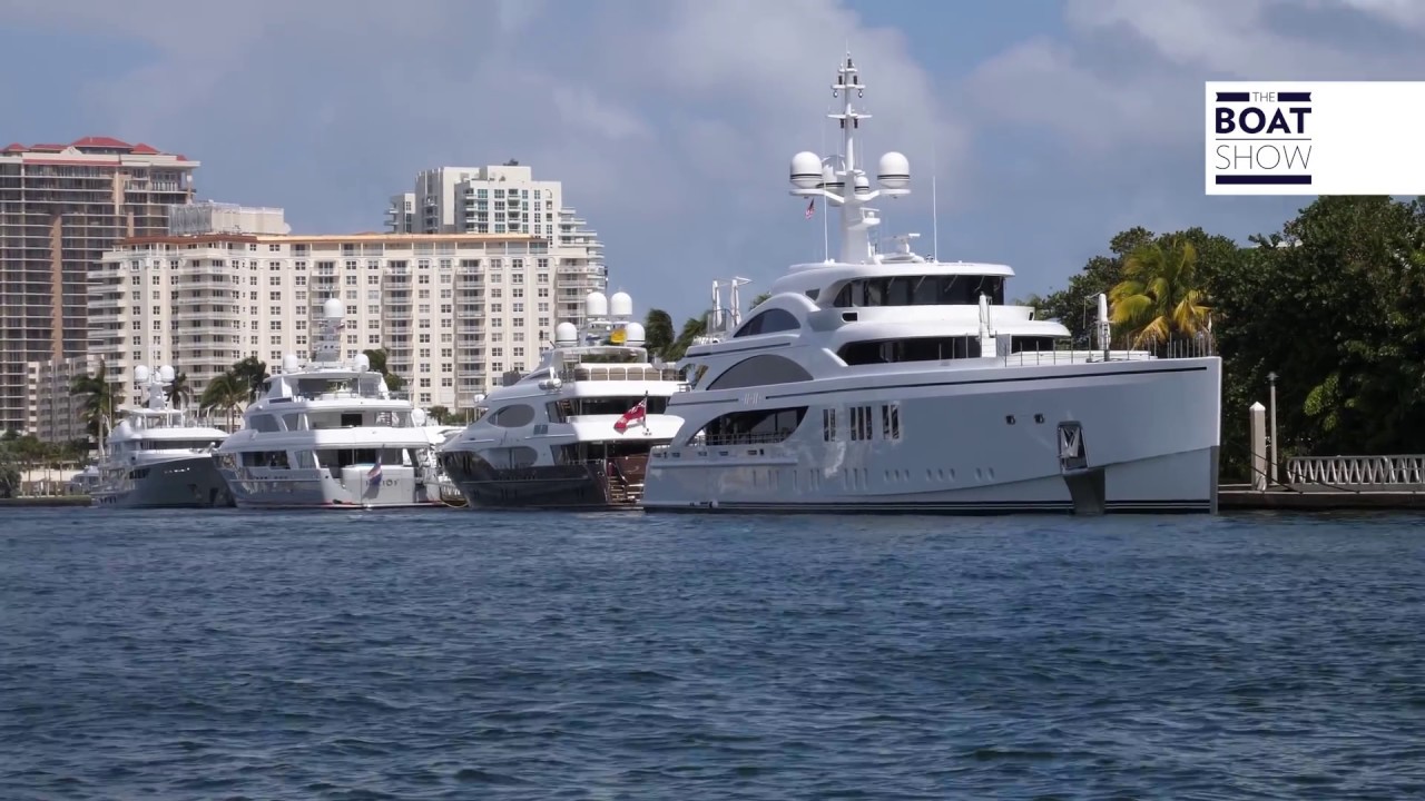 AMAZING SUPERYACHTS IN MIAMI - The Boat Show