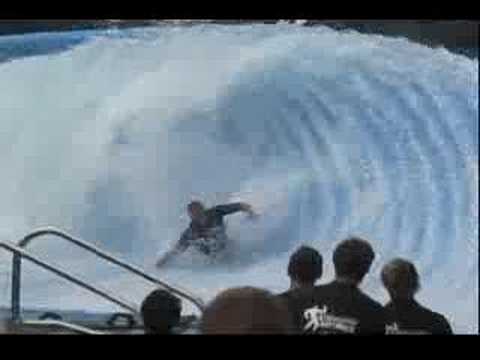 chris neubauer flowboarding at the wavehouse