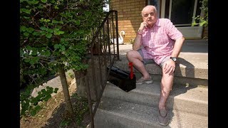 Canada Post threatens to stop delivery to 35 homes