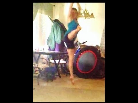 How To Do A Fouette Hop Half Turn With Coach Meggin!