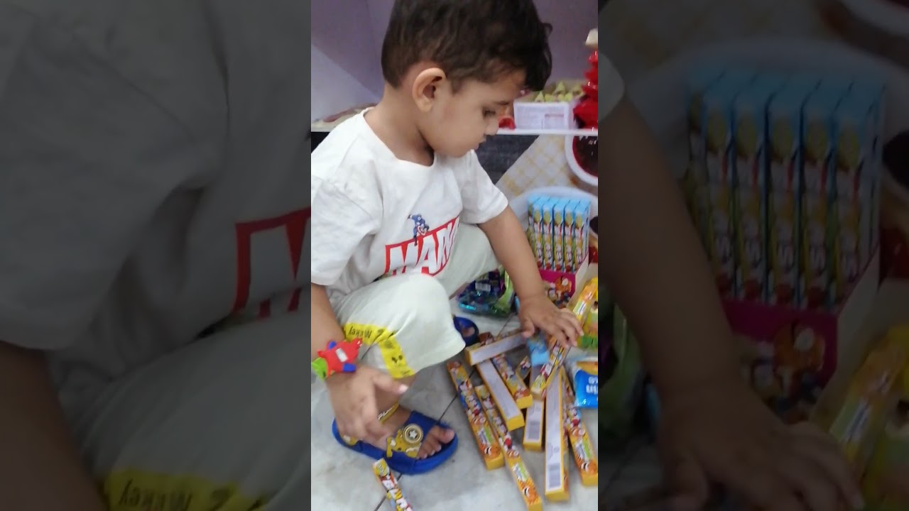 Salaar Kashif is shopping his favorites 