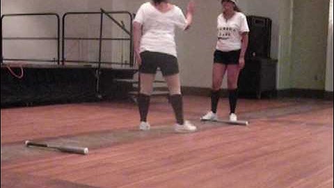 Lambda Theta Alpha at Movimientos