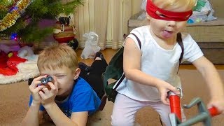ИГРУШКИ БРОС ШОУ. ЧЕМ ИГРАЛИСЬ братья ДО появления НЕРФ. СОФИЯ ПОКАЗЫВАЕТ. Софунья Шалунья 0+ ИГРУШКИ БРОС ШОУ. ЧЕМ ИГРАЛИСЬ братья ДО появления НЕРФ. СОФИЯ ПОКАЗЫВАЕТ. Софунья Шалунья 0+