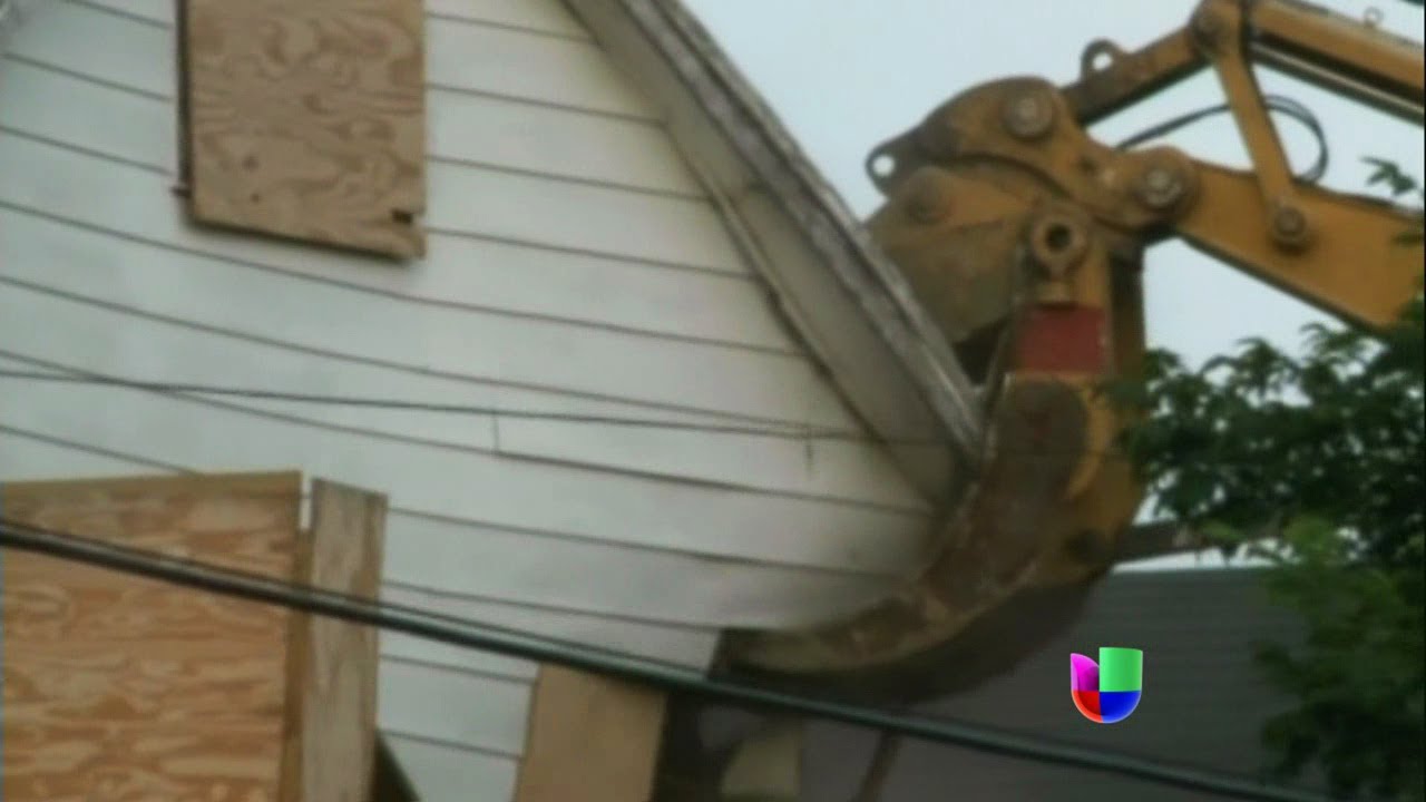 Redujeron a escombros la casa de los horrores de Ariel Castro - Noticiero Univisión
