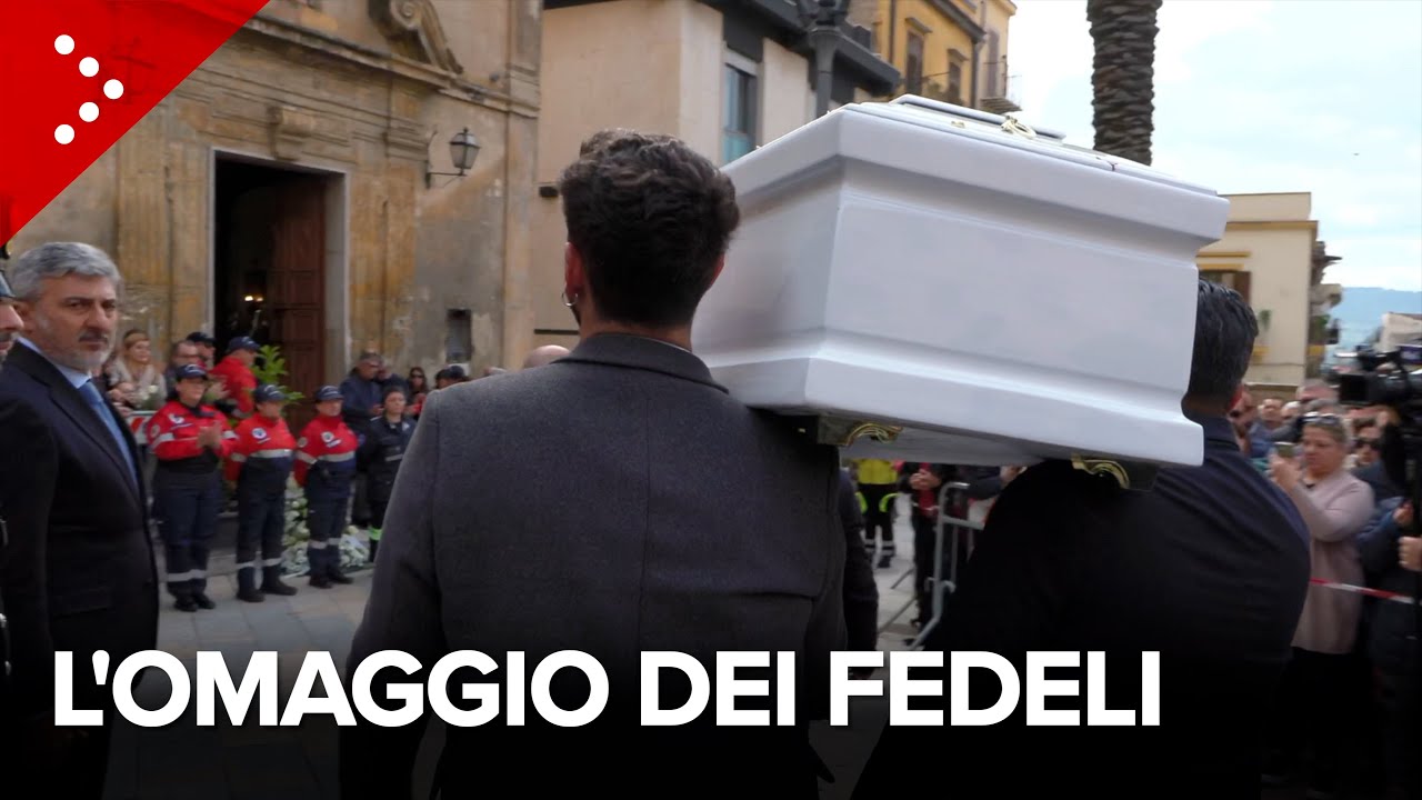 Femminicidio di Sara Campanella, fedeli in fila alla camera ardente per renderle omaggio a Misilmeri