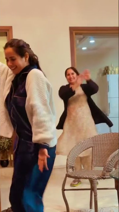 Sunanda Sharma Dancing 😂😍❤️ Guitar   Raj Ranjodh #shorts