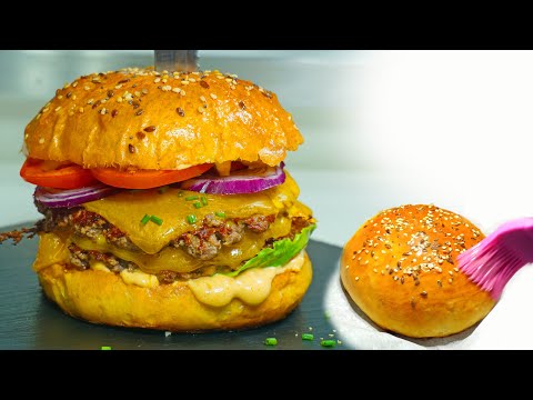 A little-known way to make burger buns. CHEESEBURGER tastes better than Burger King