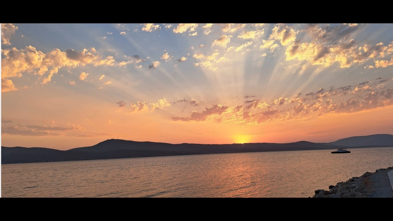 Holy Week 3 - Extravagant Worship