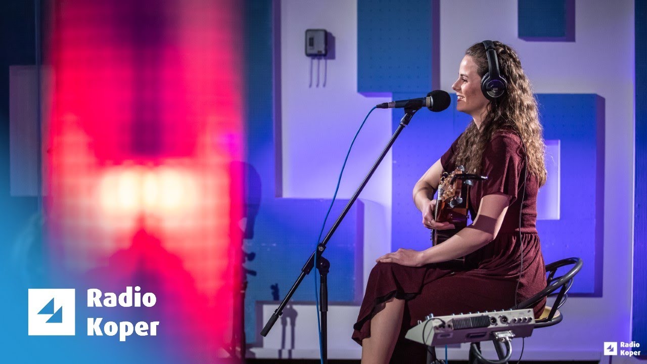 Ditka - Ne hodi mi v sanje (Studio Hendrix live)