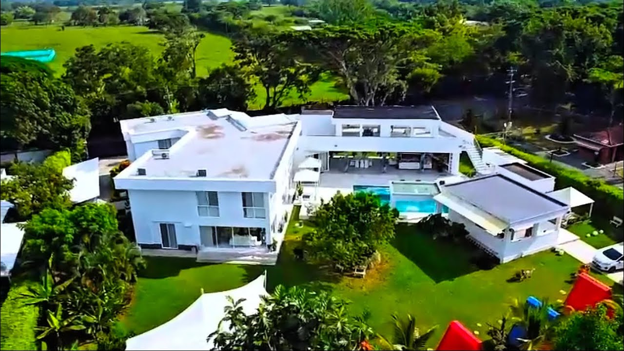 VENDO HERMOSA CASA EN LA MORADA JAMUNDÍ LOTE 3000m2 