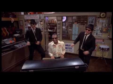 The Nextmen Ft. Dynamite MC - Round Of Applause