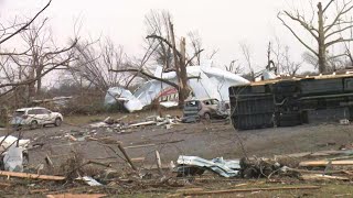 Dozens feared dead from storm at Kentucky candle factory