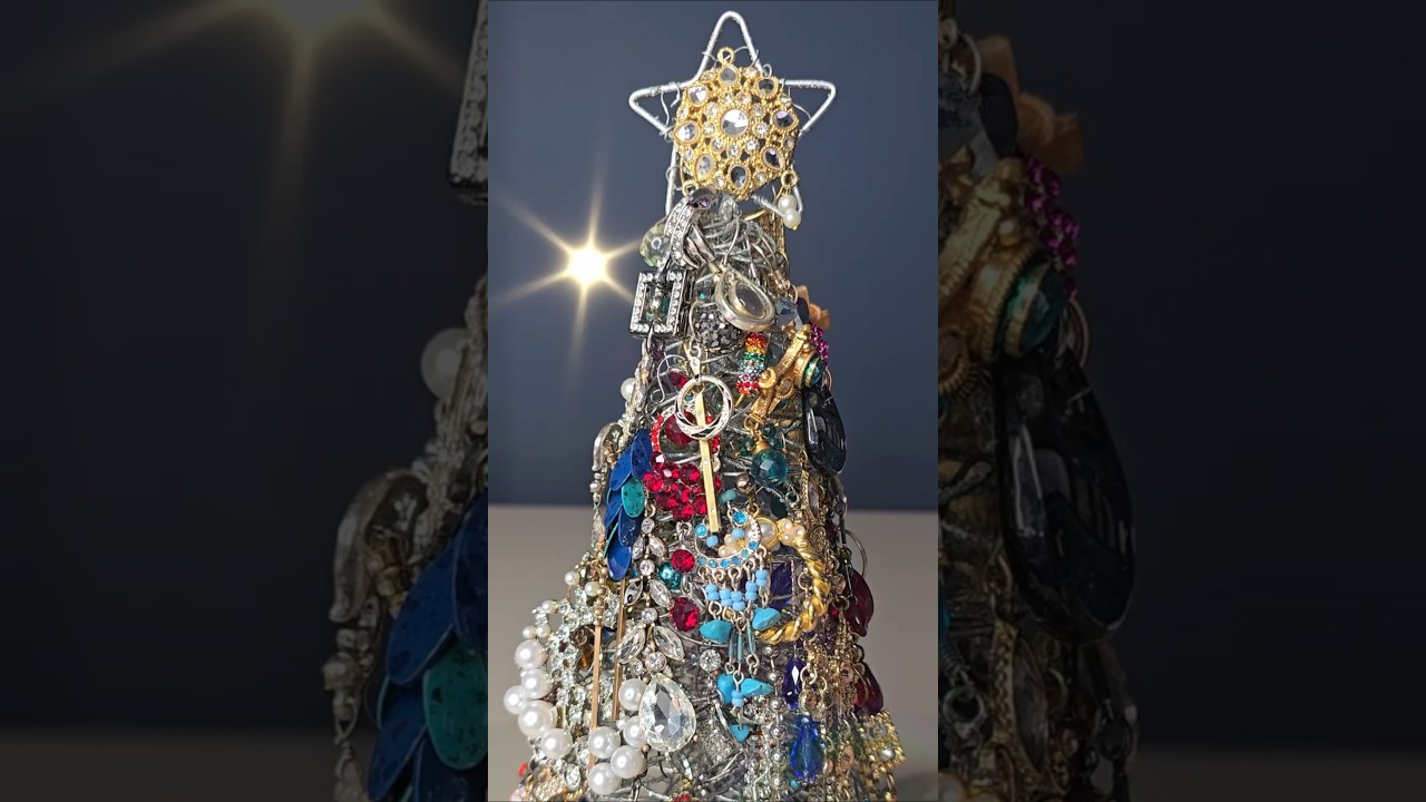 How to Make a Christmas Tree out of Vintage Jewelry  