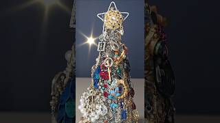 How to Make a Christmas Tree out of Vintage Jewelry