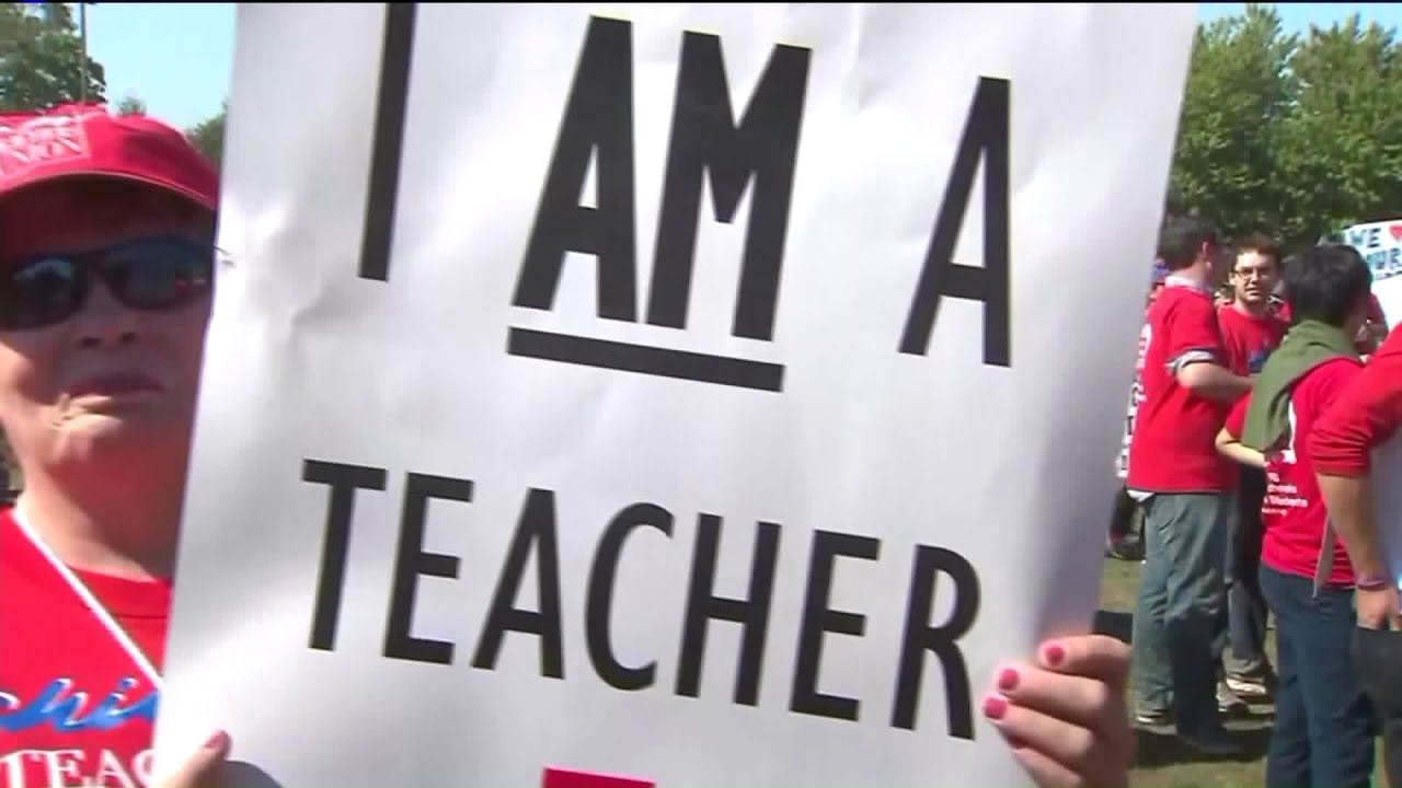 newspaper mockup CPS, CTU negotiations continue as strike threat looms