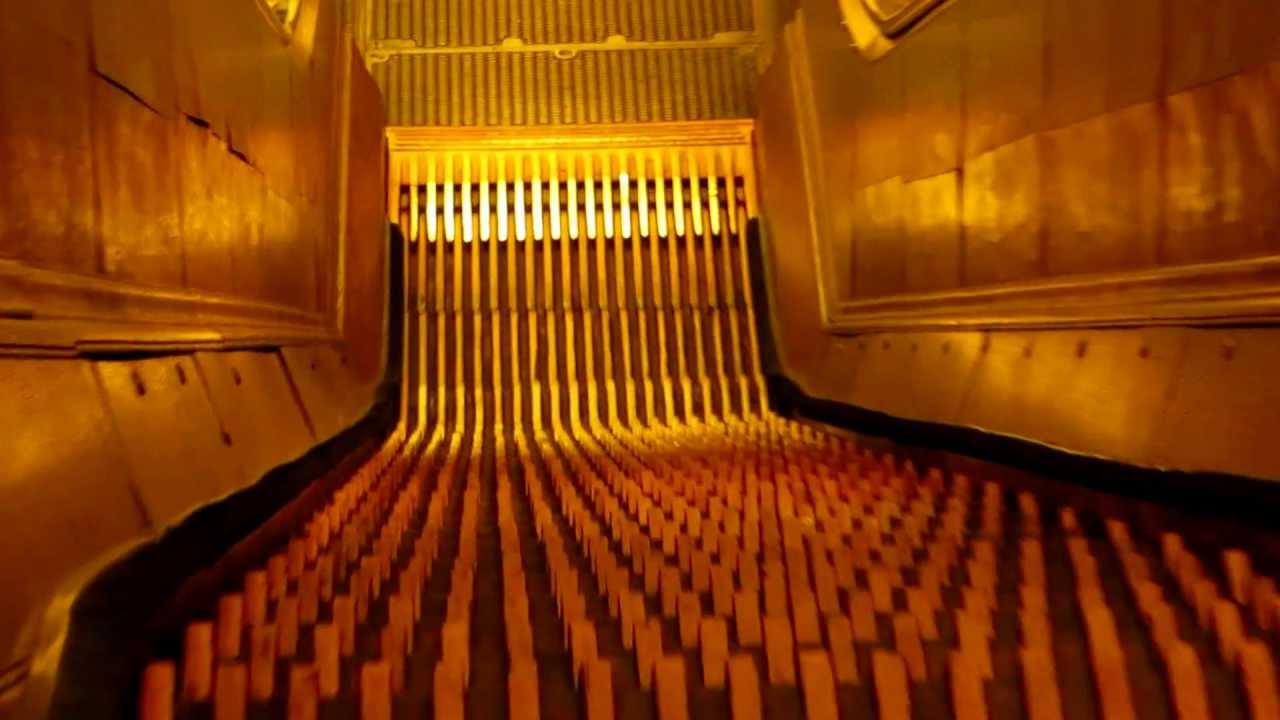 #83: Macy's New York - wooden escalator - YouTube