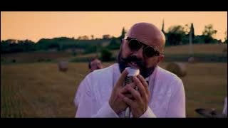 Nel Blu dipinto di Blu - Swing Version in Toscana